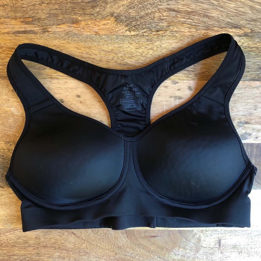 Nike cupped sports bra